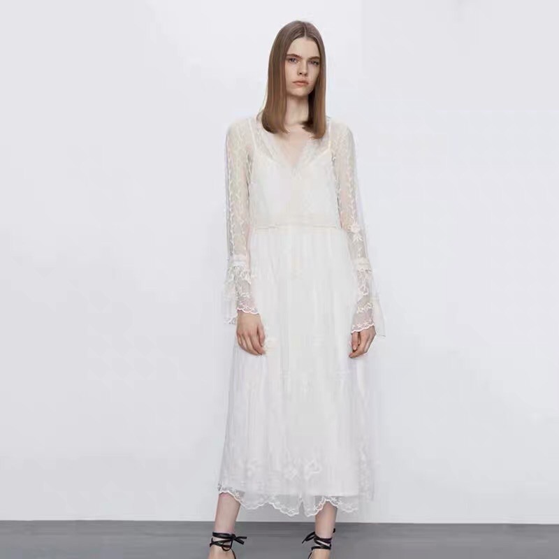 Đầm ren lưới Zara
