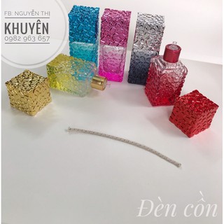 Đèn cồn đốt cánh hoa