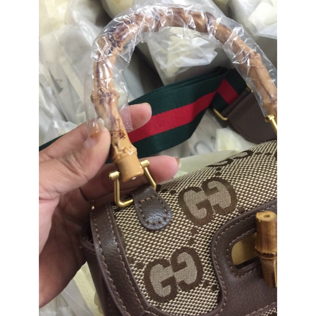 Túi chữ G size 22cm quai gỗ hot hit full hộp