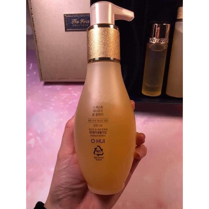 Set Sữa rửa mặt Ohui The First 200ml (TẶNG CHAI NHỎ 80ML + NƯỚC THẦN 22ML)