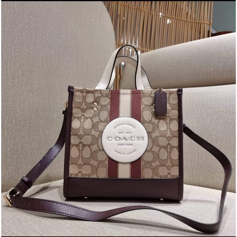 TNS - Túi tote form vuông hottrend Coashi field dempsey tote-chất canvas phối da tone màu nâu kem chữ C đặc trưng hãng