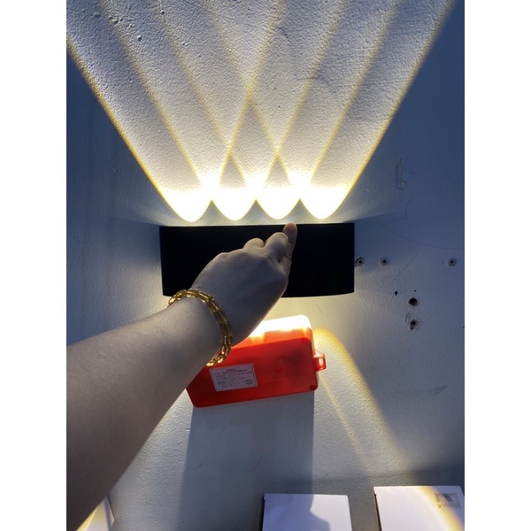 Đèn trang trí hắt tường 2 đầu - 8w chống nước