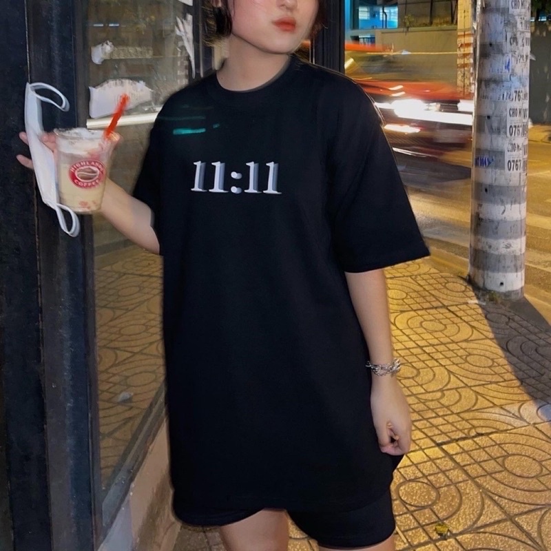 Áo Thun 11:11 Màu Xanh lá và Đen chất liệu 100% Thun Cotton form rộng unisex nam nữ LOLA