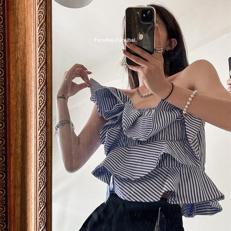 Áo Ngắn Dáng Rộng Lệch Vai Phối Bèo Thời Trang Mùa Hè Cho Nữ