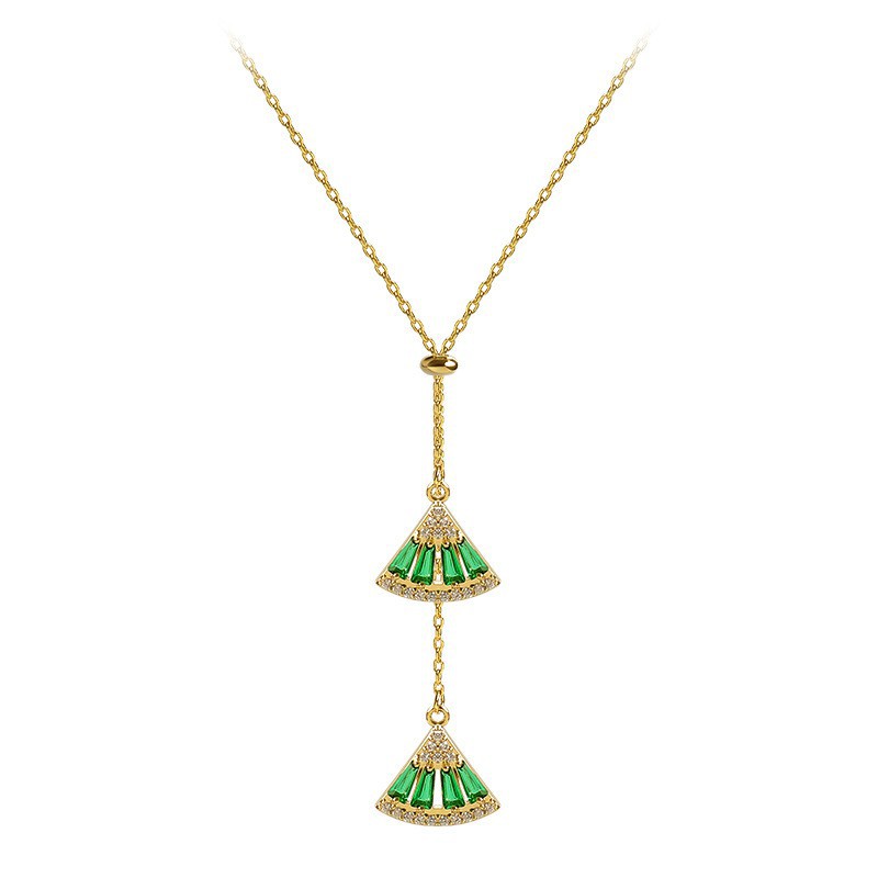 Korean Version of the retro baroque classic emerald necklace, đá gemstone và sparkling diamond necklace, highend luxury goddess clavicle chain necklace