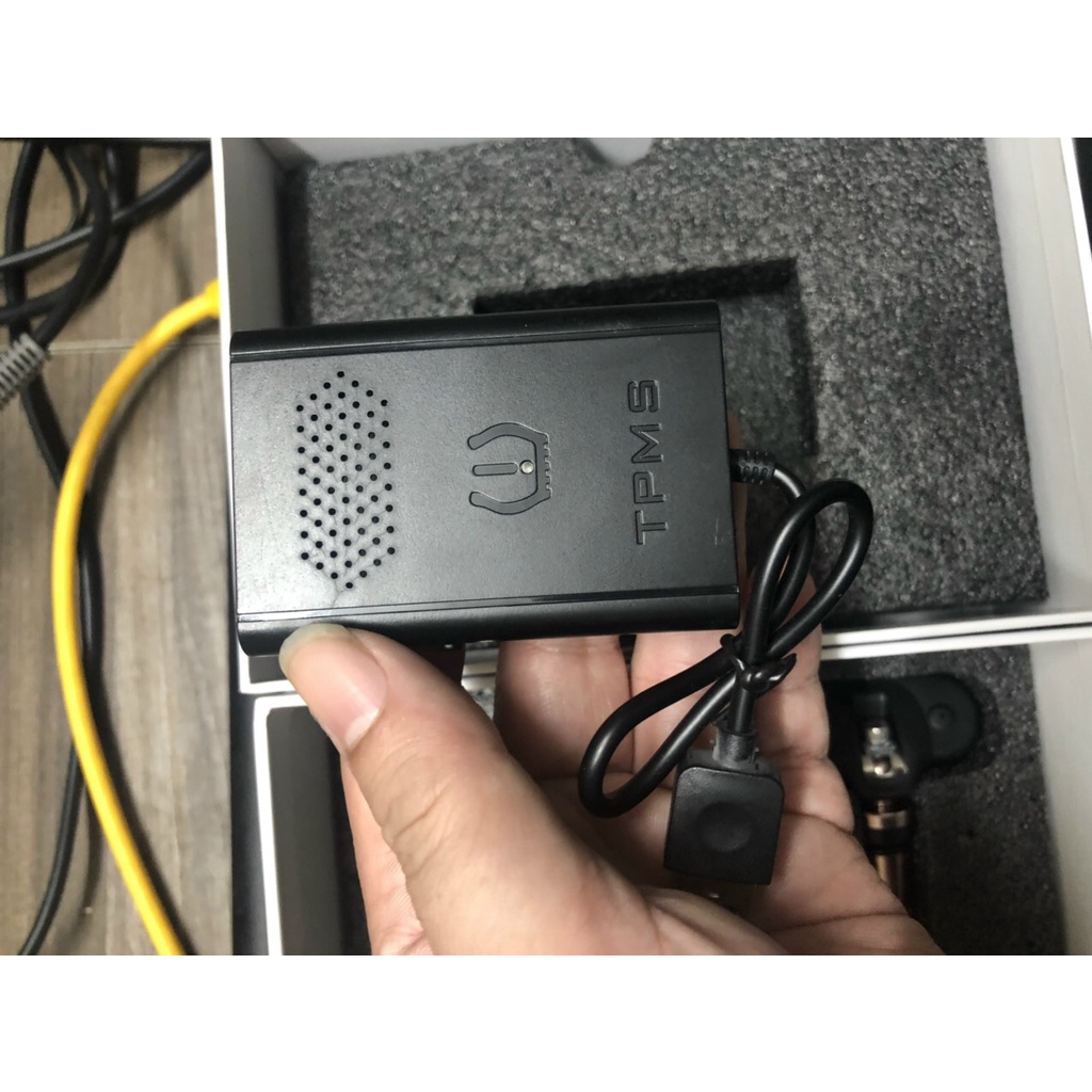 Cảm biến áp suất lốp lắp trong ICAR cho ô tô có màn android