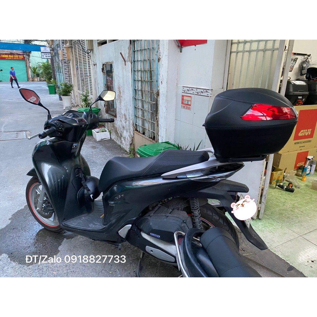 Thùng xe Sh, thùng Givi B34N kèm đế và bát gắn, lắp trực tiếp trên cảng xe, hàng Givi chính hãng, bảo hành 2 năm