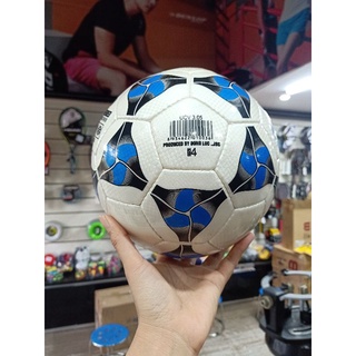 Quả bóng đá cơ bắp động lực ucv3.05 size 4