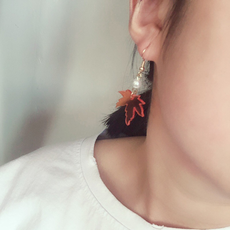 Bông Tai Dáng Dài Hình Chiếc Lá Phong Thời Trang Mùa Thu Cho Nữ