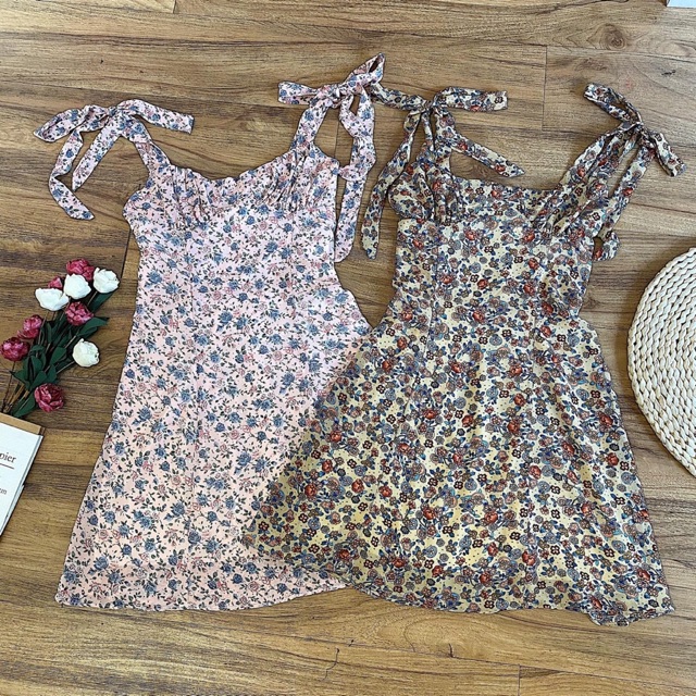 Đầm 2 dây Hugoo Dress , váy thiết kế hoạ tiết hoa sau lưng bo chun , dây váy tự cột đuôi váy xoè nhẹ from chuẩn dễ mặc