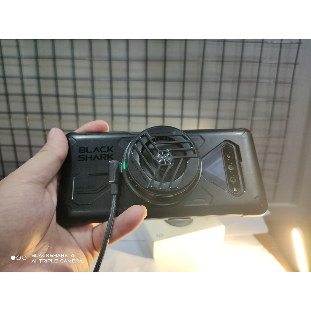 Quạt Tản Nhiệt điện thoại gaming Xiaomi Black Shark Magnetic Cooler Phiên Bản Từ Tính (Chính Hãng)