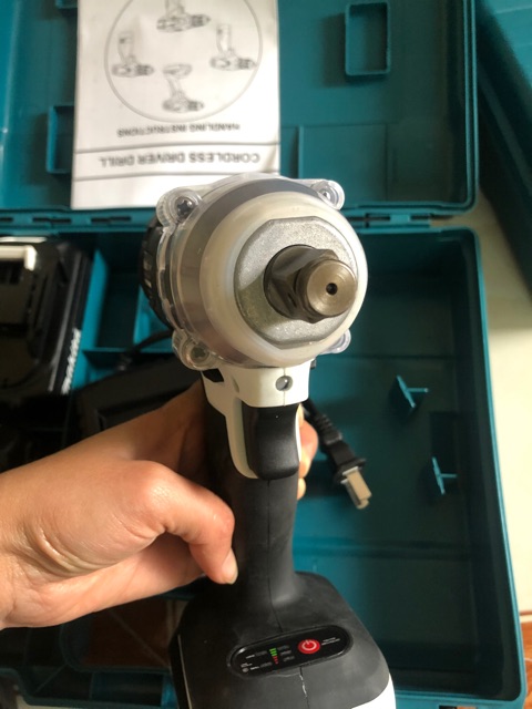MÁY SIẾT MỞ BULONG MAKITA KHÔNG CHỔI THAN MÁY KHOẺ MỞ ỐC 24mm