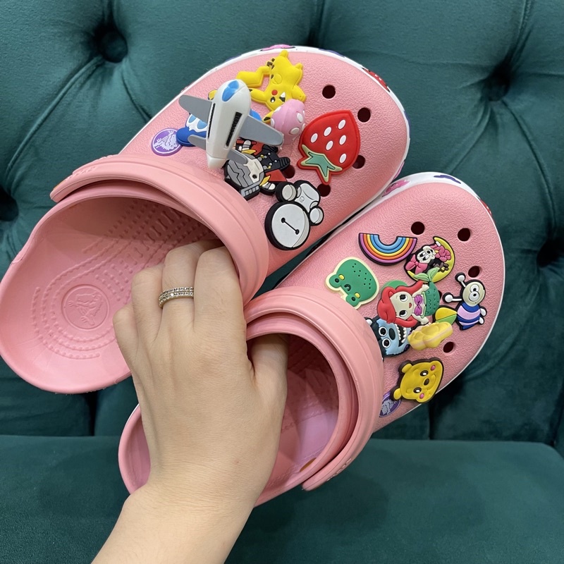 Dép sục cross viền micky tặng 12 stick + hộp