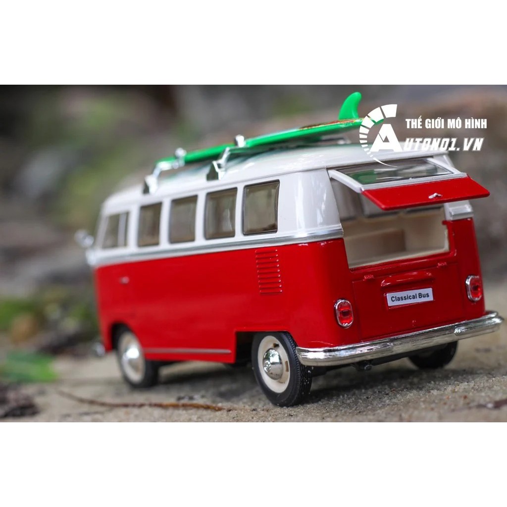 MÔ HÌNH XE VOLKSWAGEN T1 BUS WITH SURF BOARD 1:24 WELLY 7029