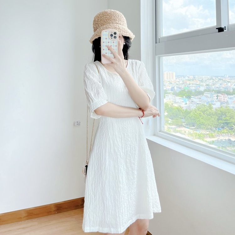 Đầm Trắng Cổ Tim Nơ Sau Siêu Xinh - Có Sẵn - Ảnh Hata Tự Chụp