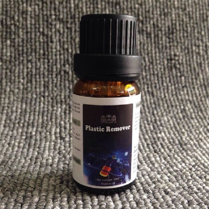 Chai Phục Hồi Sáng Lại Màu Sơn Cho Xe - giúp phục hồi nhựa đen cho các chi tiết nhựa nhám bị lão hóa.