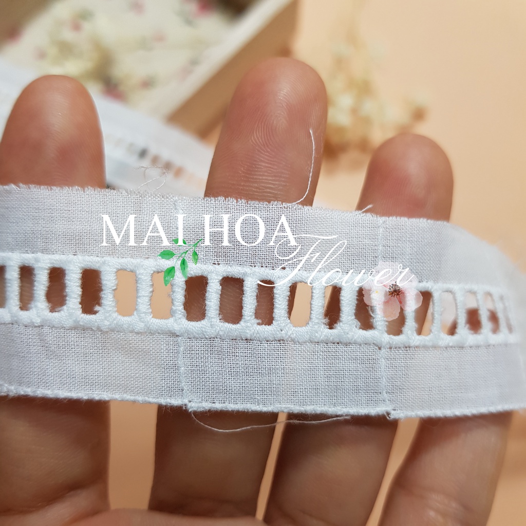 [Size 1cm] Dây ren viền trang trí quần áo chất vải thô boi trắng họa tiết bậc thang dài 13 mét rộng 1cm Maihoafabricr