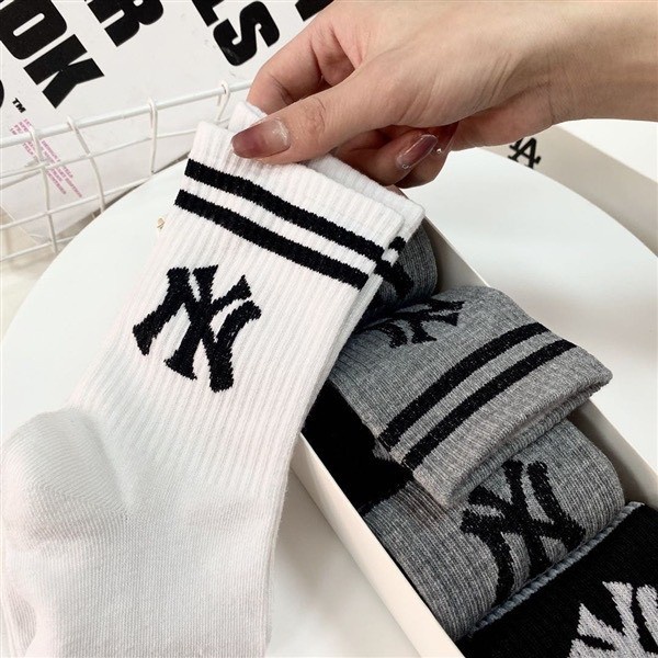 Tất cổ cao，Vớ thể thao cotton cổ cao thời trang đơn giản dành cho nam và nữ