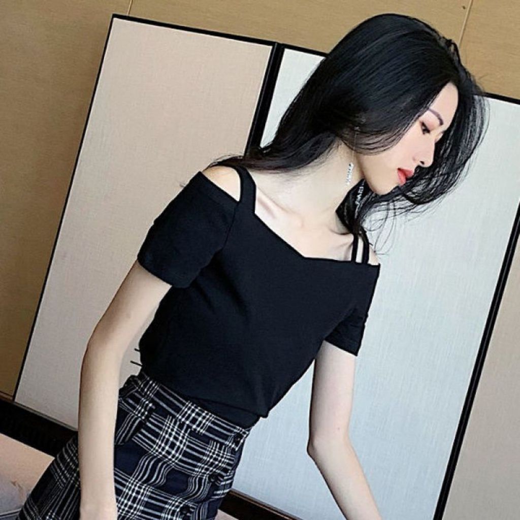 Áo Thun Nữ Dáng Ôm KIểu 2 Dây Trễ Vai Tay Ngắn Vải Cotton , Màu Trơn Cao Cấp Full Size