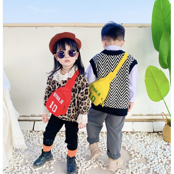 Túi bao tử thời trang túi đeo chéo in số bóng đá cho bé trai bé gái