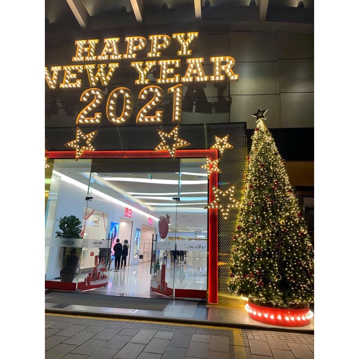 Cây thông noel khổng lồ- Cây thông noel cỡ lớn