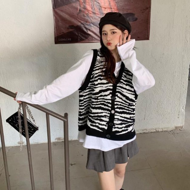 Áo sơ mi nữ form rộng ulzzang dáng dài, Sơ mi nữ màu xanh cốm quảng châu vải cotton mềm mại cực hót | BigBuy360 - bigbuy360.vn