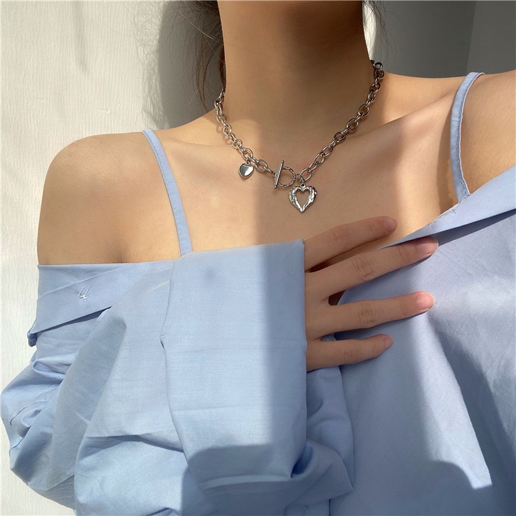 Vòng cổ hình 2 trái tim phong cách mạnh mẽ, cá tính style đường phố