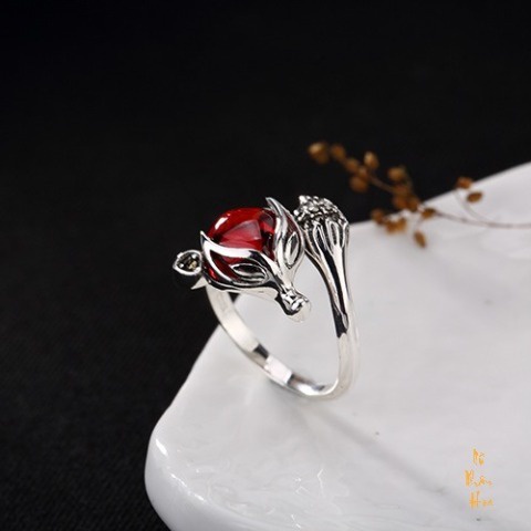 N009 Nhẫn Hồ Ly nữ đính đá và bạc thái
