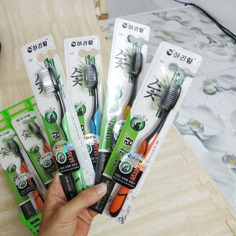 Bàn chải đanh răng⚡FREESHIP⚡ COMBO 12 BÀN CHẢI ĐÁNH RĂNG THAN TRE SỐ 1 HÀN QUỐC