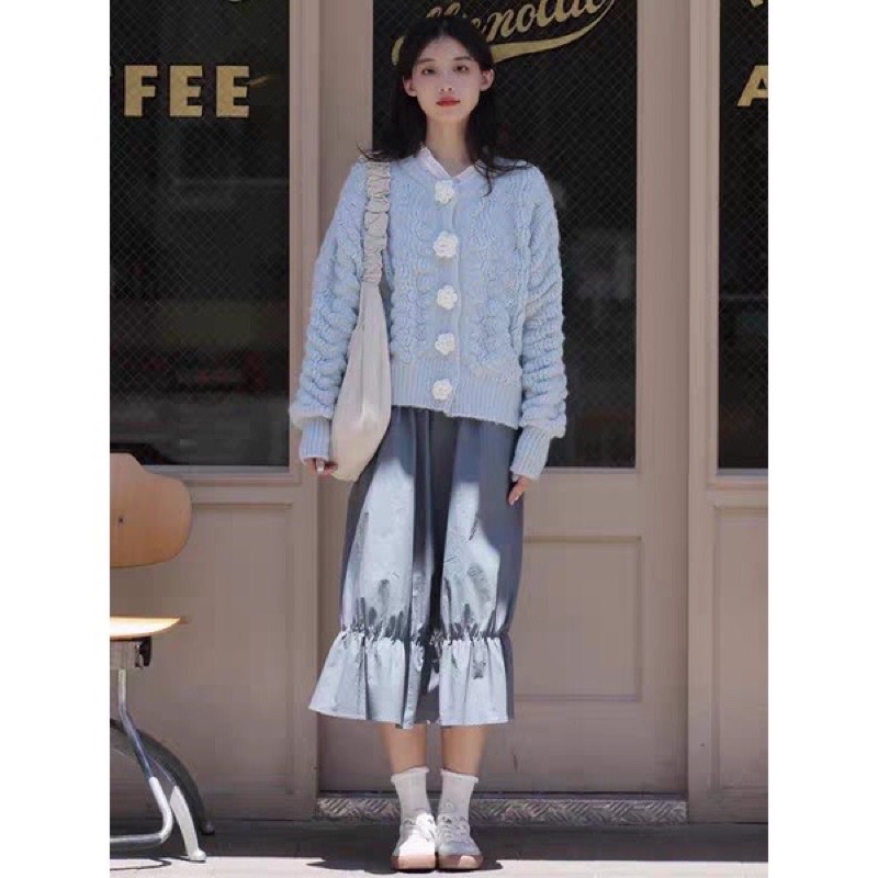 ÁO CARDIGAN VẶN KHUY HOA HỒNG NỔI