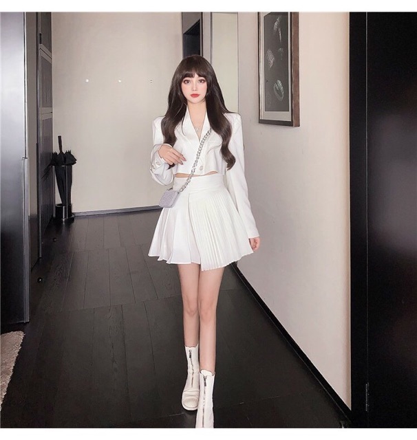 Set Áo Vest Croptop Kèm Váy Bó Eo Tôn Dáng‼️‼️‼️