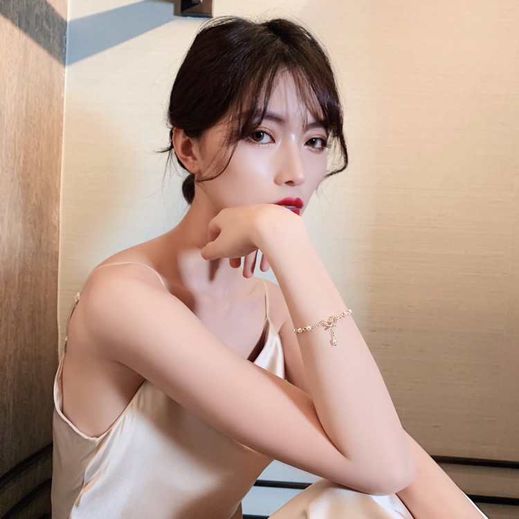 Vòng tay họa tiết nơ đính đá cưng vô đối VT49