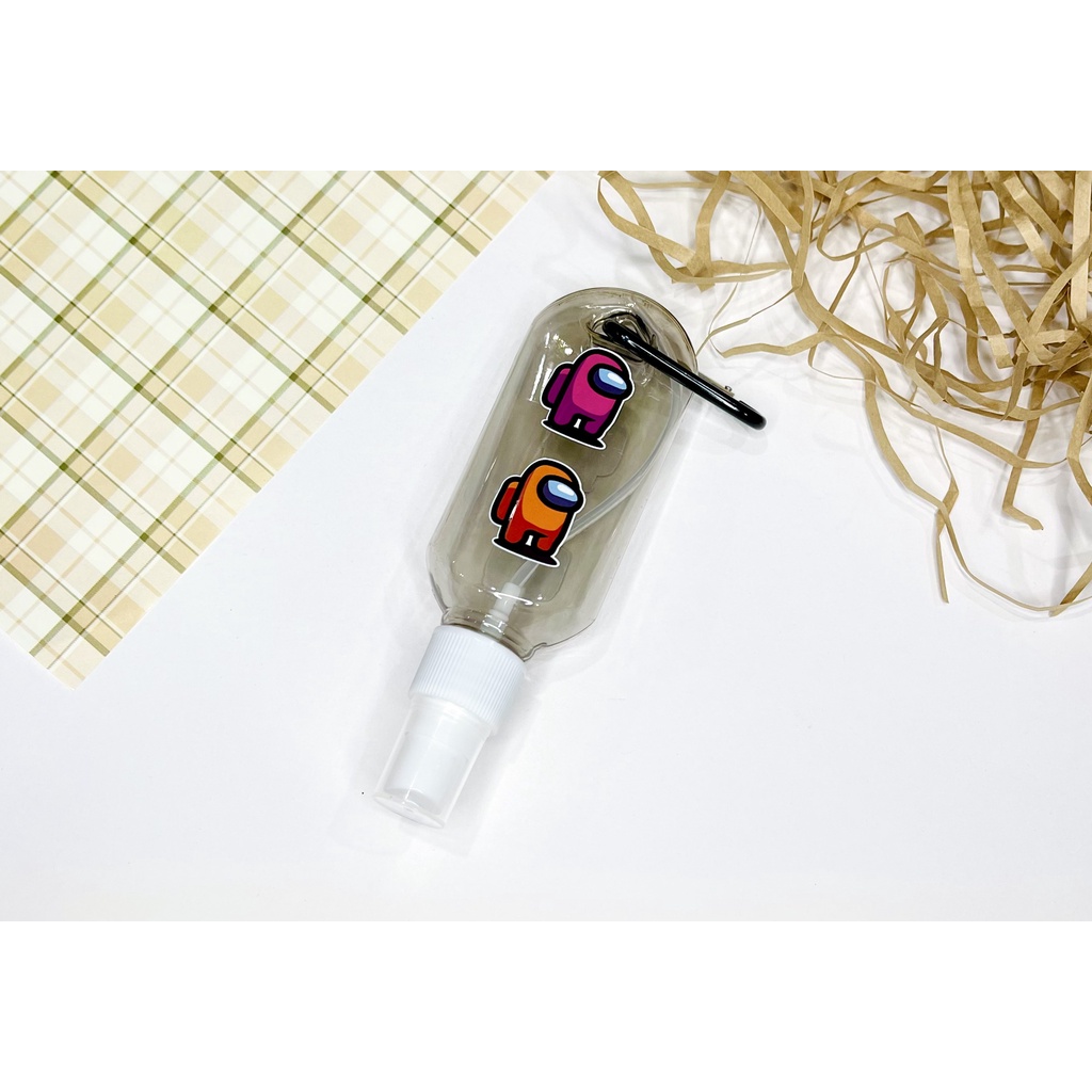 Bình xịt bầu dục 50ml tặng kèm sticker Among us và móc treo tiện dụng