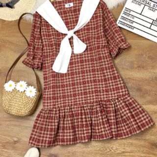 Đầm suông đuôi cá cổ thủy thủ