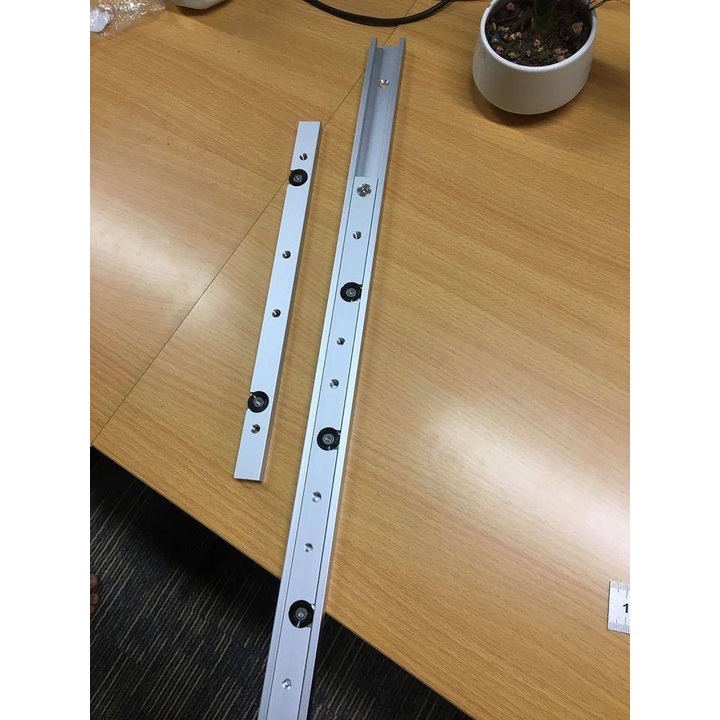 Ray Trượt Nhôm Chữ U Sử Dụng kết hợp với ray trượt rời, bộ gá chặn đầu gỗ
