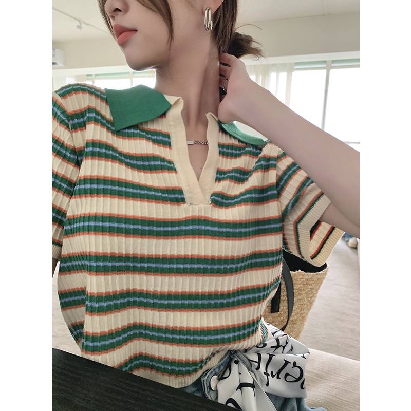 Porozi  Áo croptop polo  thun dệt kim tay ngắn họa tiết sọc ngang thời trang dành cho nữ