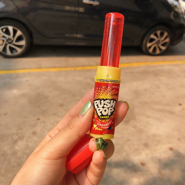 Kẹo son môi Push Pop Thái Lan siêu cute