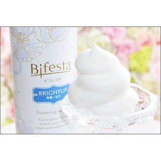 Sữa rửa mặt tạo bọt Bifesta Nhật