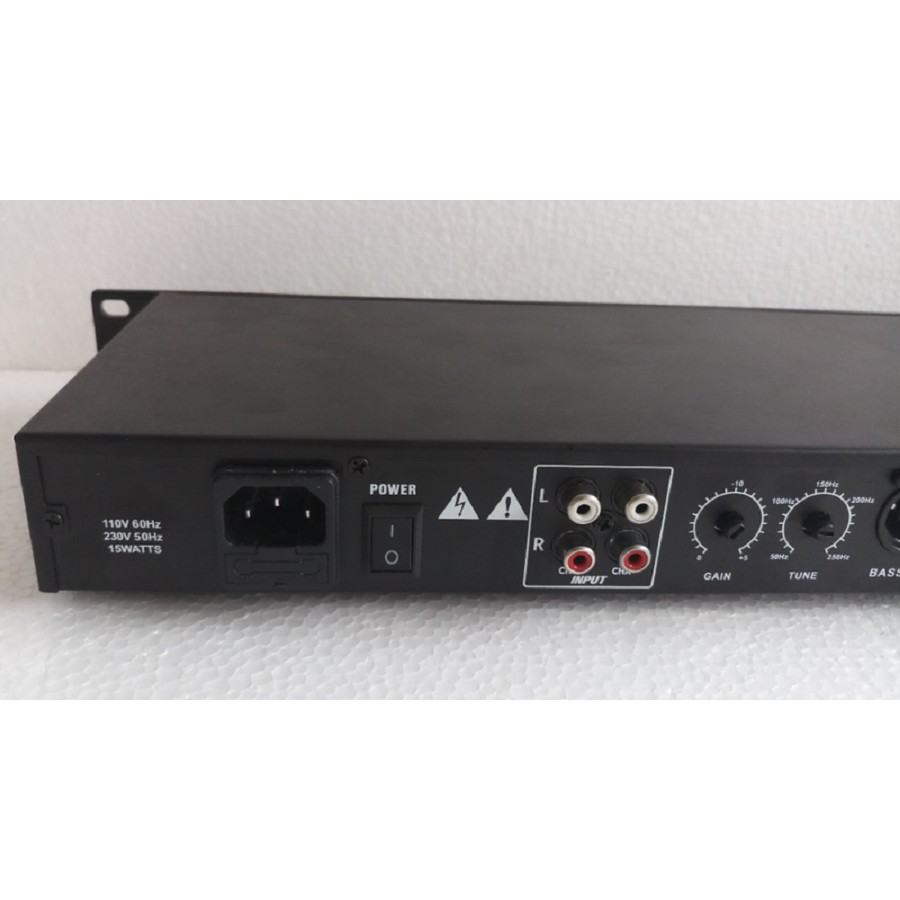 Vang dbx DSP 99 tặng 2 jack kết nối