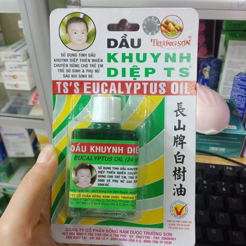 DẦU KHUYNH DIỆP TS LỌ 24ML CHO MẸ SAU SINH VÀ EM BÉ