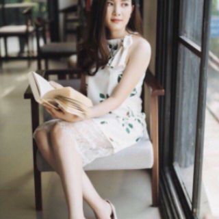 Váy lụa (sale lẻ sz S)