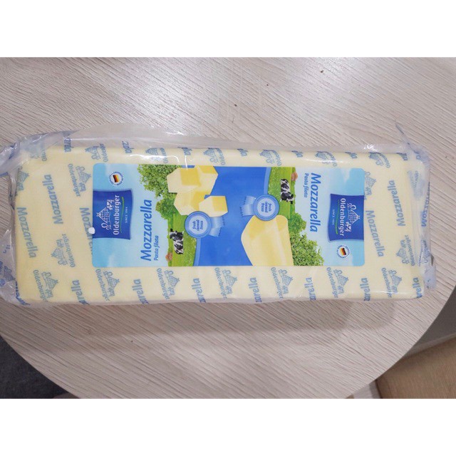 Phô mai Mozzarella Oldenburger Đức nguyên khối 2.5 kg