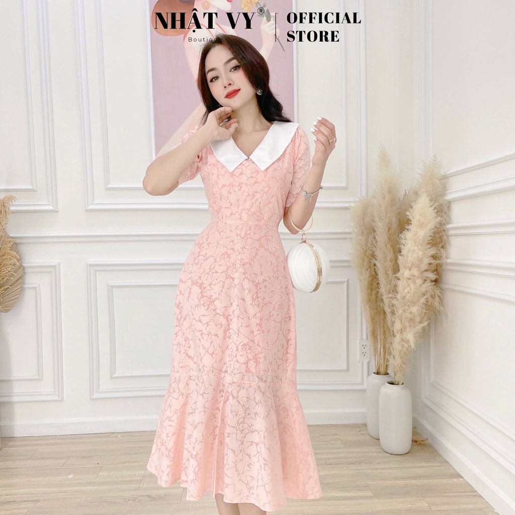 Váy Hoa Đi Tiệc NHẬT VY Tay Ngắn Cổ Tim Dáng Ôm Phối Đính Cúc Đuôi Cá Chất Tơ Vân Màu Hồng, Xanh, Đen - D2432