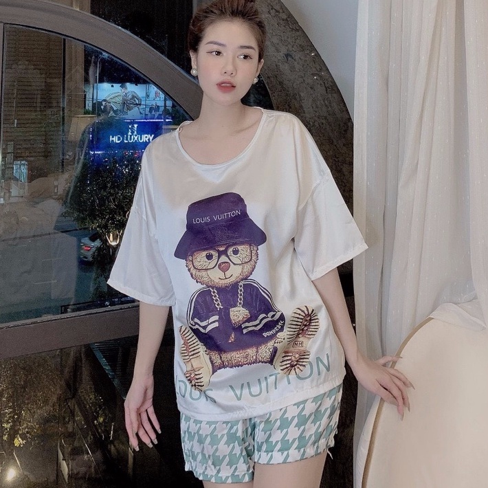Bộ ngủ lụa mặc nhà pyjama nữ lụa latin cao cấp loại 1 áo cộc cánh dơi quần đùi freesize 45-60kg | BigBuy360 - bigbuy360.vn