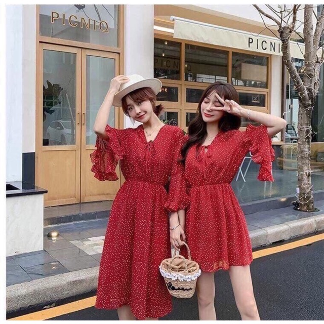 Set váy đỏ