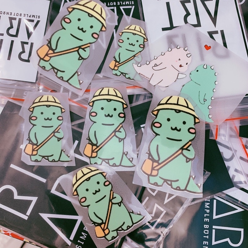 Decal ủi nhiệt khủng long bộ đội cute | Logo Sticker Patch in áo ủi trực tiếp lên vải - Rinart.vn