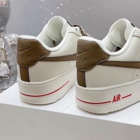 Giày AF1 vệt nâu trắng dành cho nam nữ bản trung, full box bill