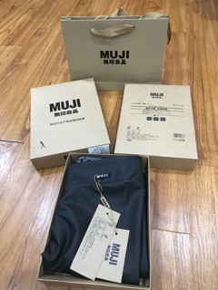 Quần da Muji