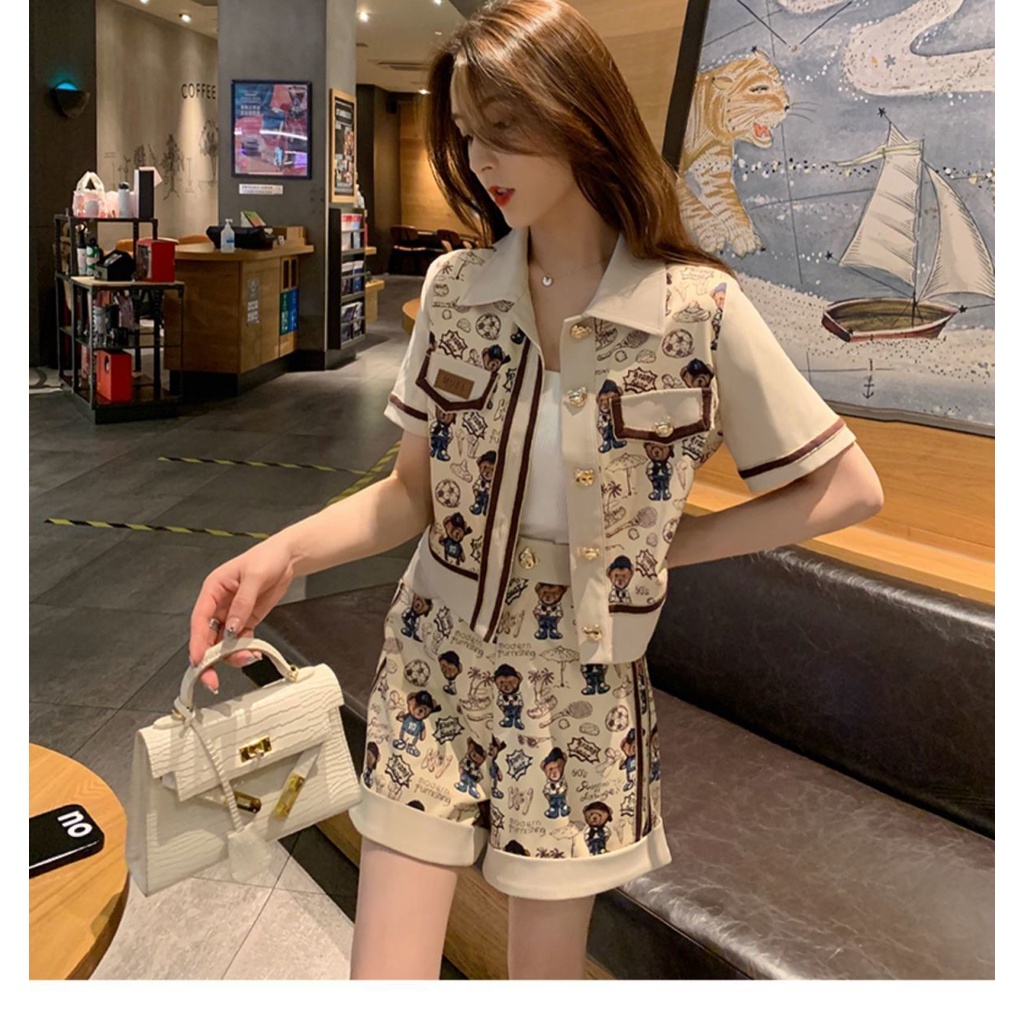 Set đồ 2 món gồm áo sơ mi tay ngắn và quần short thời trang trẻ trung cho nữ