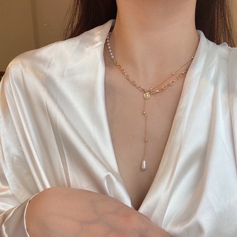 Vòng cổ đính ngọc trai thiết kế đơn giản